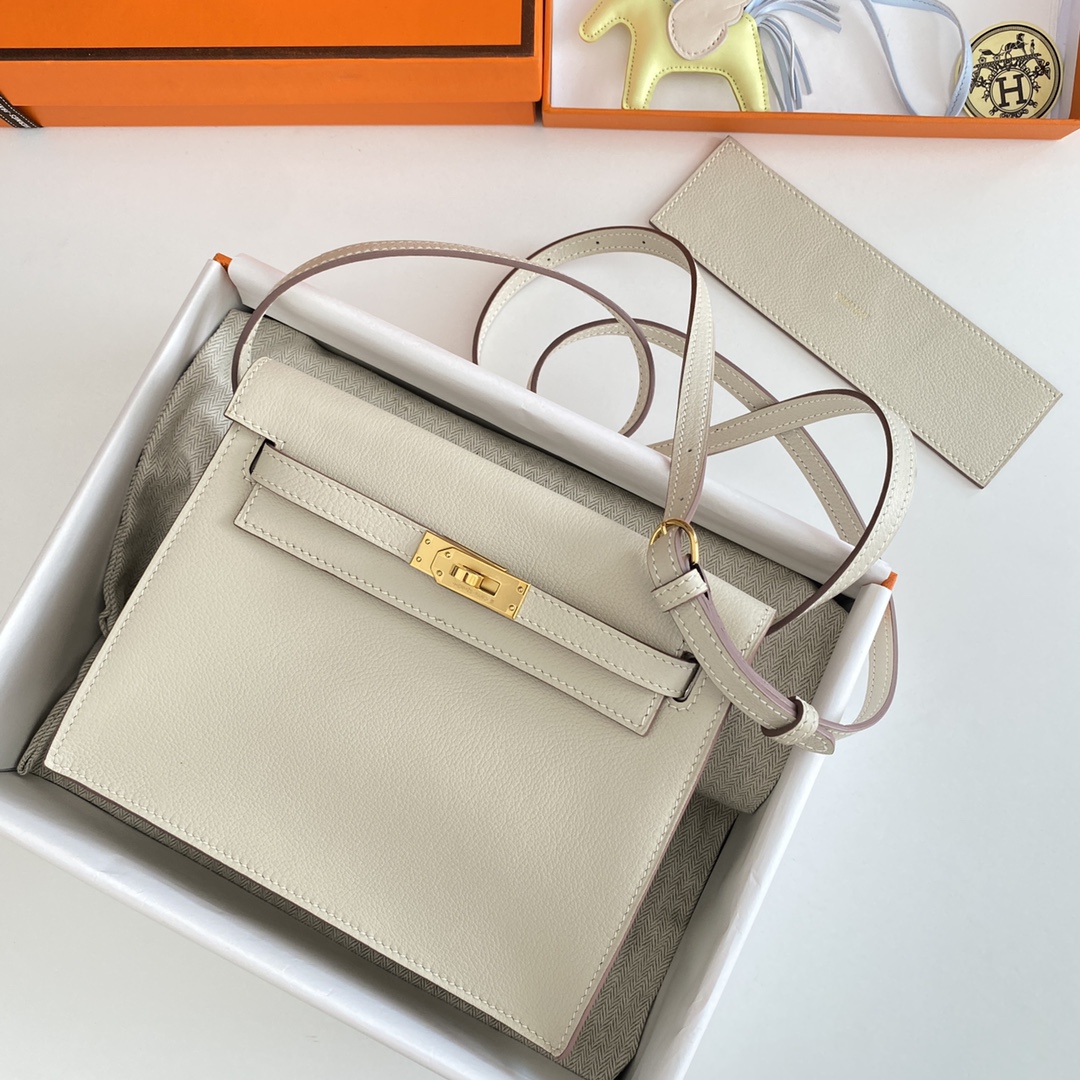 Hermes Kelly Danse Evercolor Bag In Cream White Color